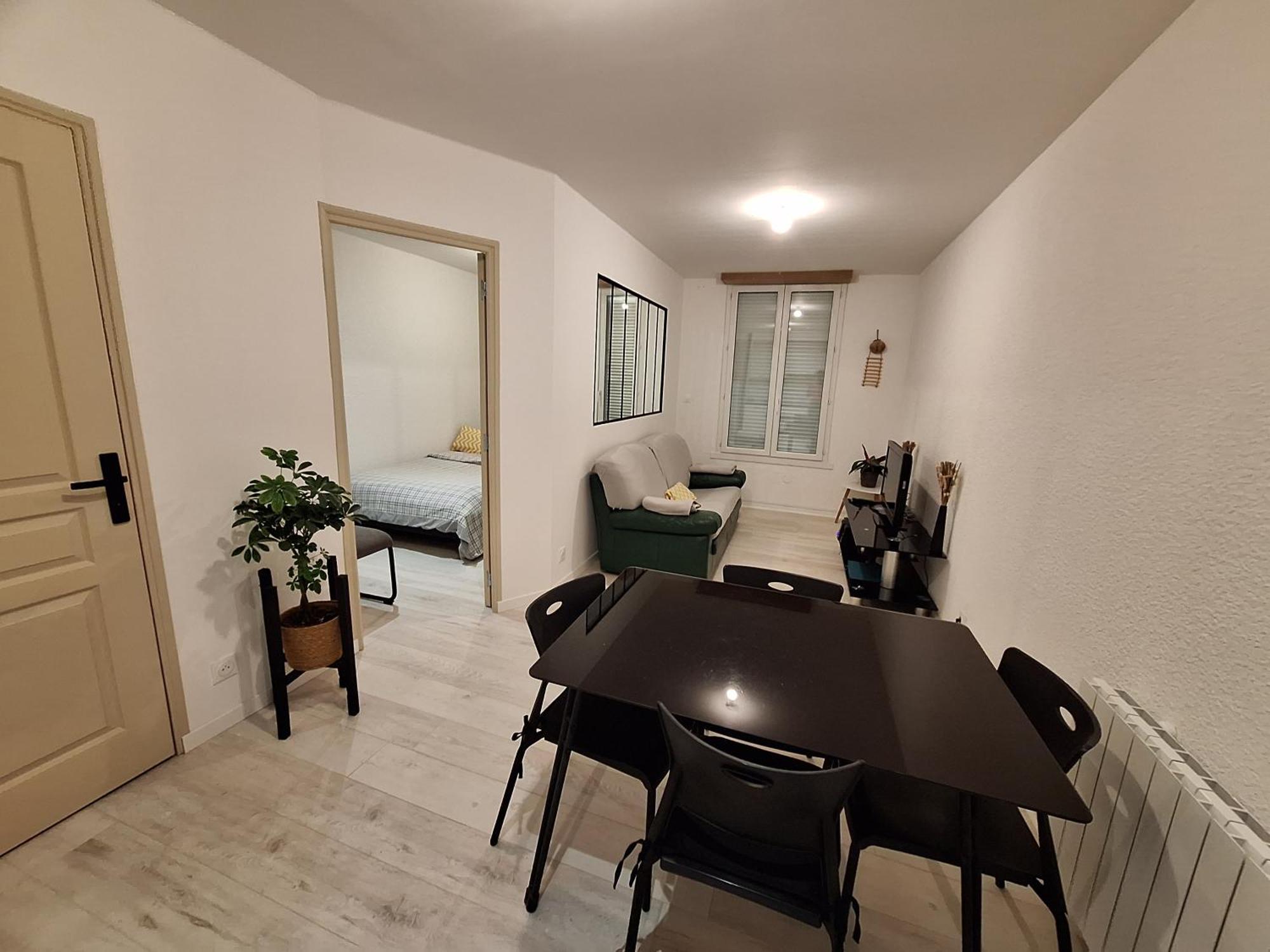 Apartment Joli T2 Renove Bord Plan D'eau Saint-Jean-d'Angely